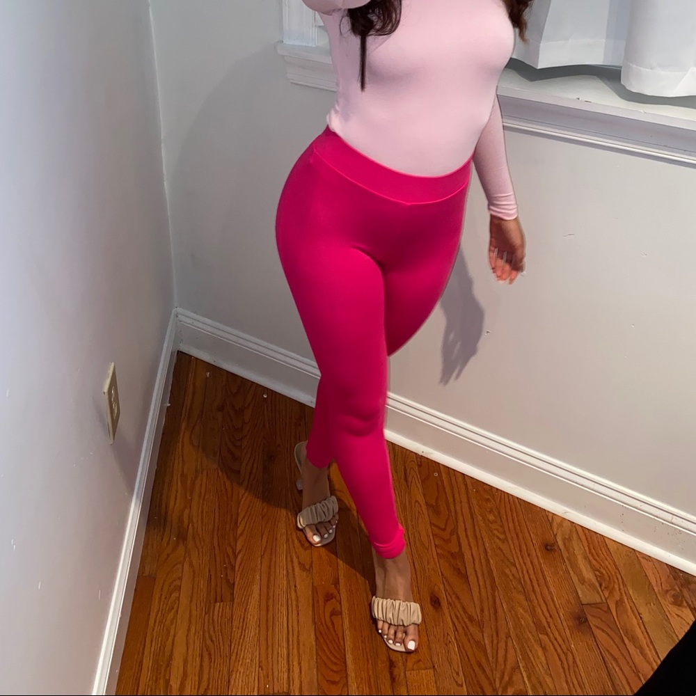 NW Pink Leggings